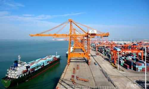 钦州保税港上半年区外贸进出口业务快速增长
